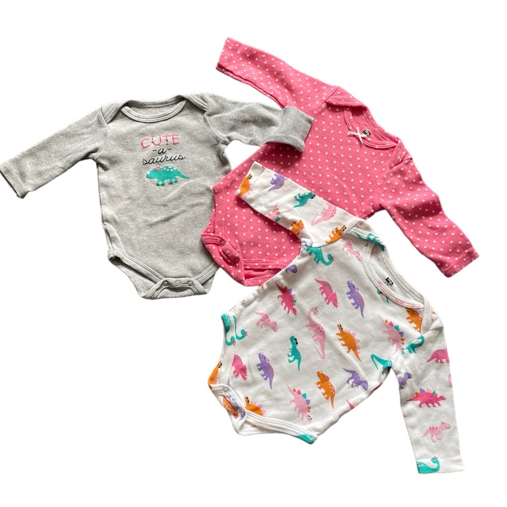 #019, HB bundle of 3 long sleeve onesie bodysuits, size 0-3 months
